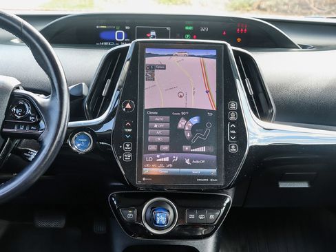 Used 2020 Toyota Prius Prime XLE FWD image 16