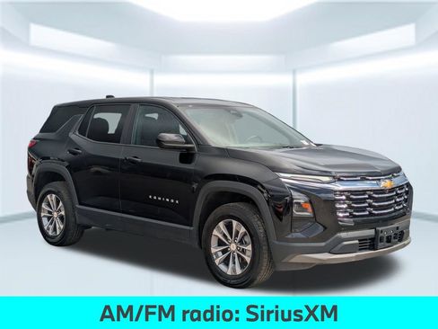 Used 2025 Chevrolet Equinox LT FWD image 9