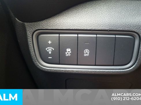 Used 2025 Kia Soul LX w/ LX Technology Package image 32