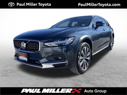 Used 2025 Volvo V90 B6 Cross Country Plus