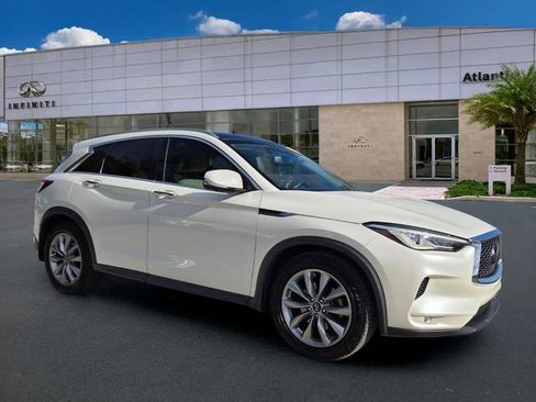 Used 2021 INFINITI QX50 Essential FWD image 2