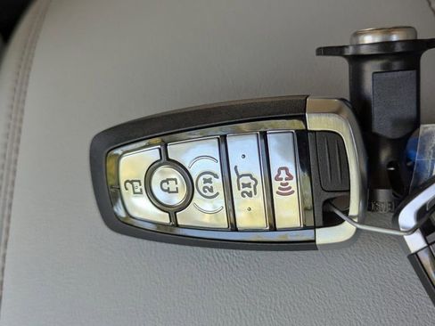 New 2026 Ford Explorer Active w/ Active Comfort Package image 35