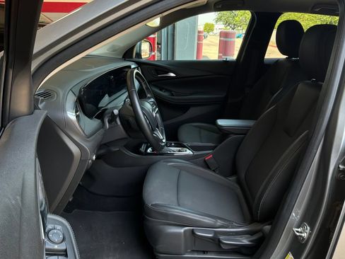 Used 2025 Buick Encore GX Preferred FWD image 10