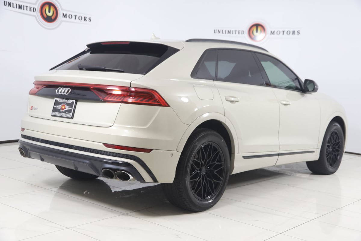 Used 2021 Audi SQ8 Prestige AWD/4WD image 3