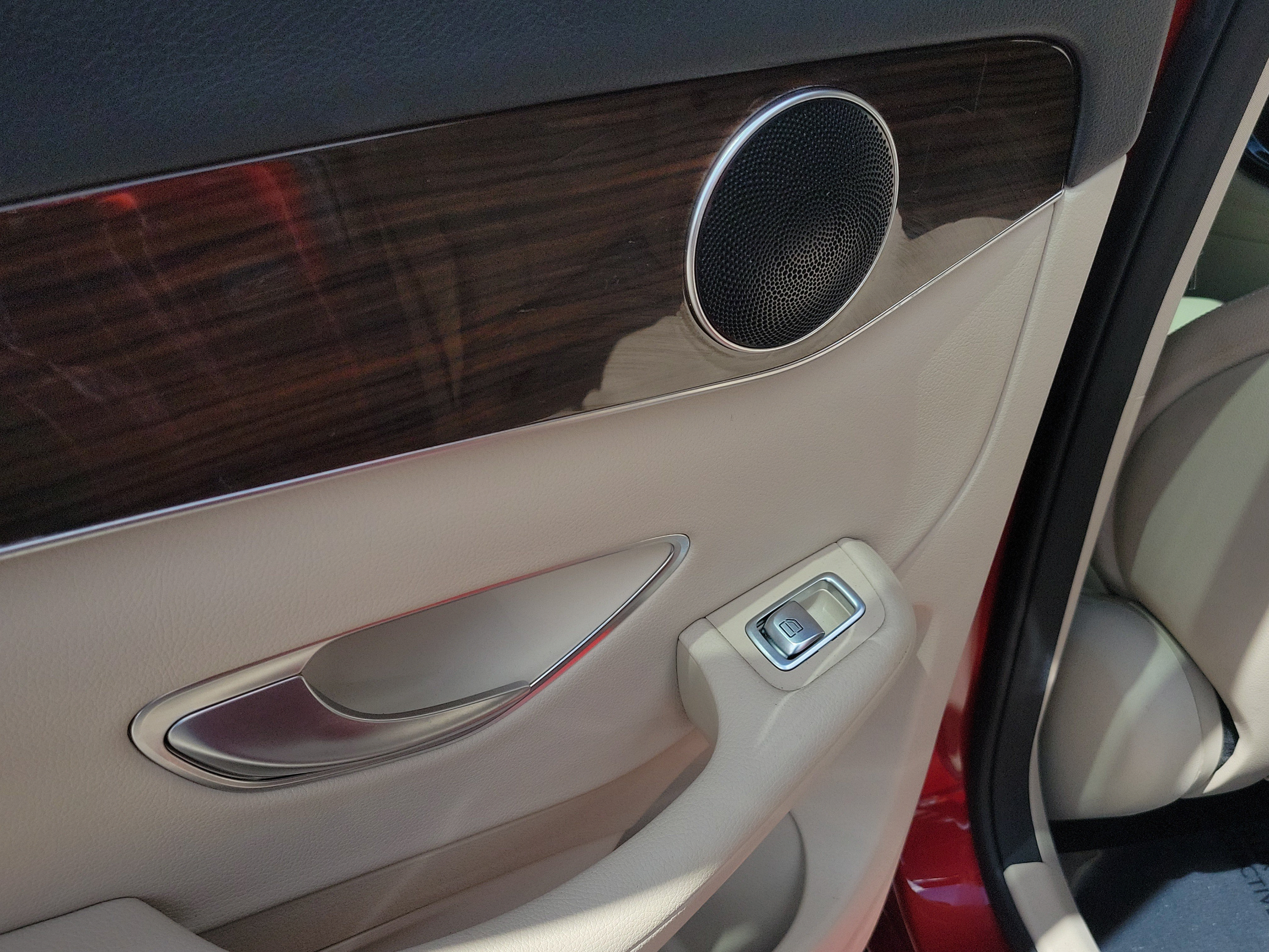 Certified 2019 Mercedes-Benz GLC 300 image 8