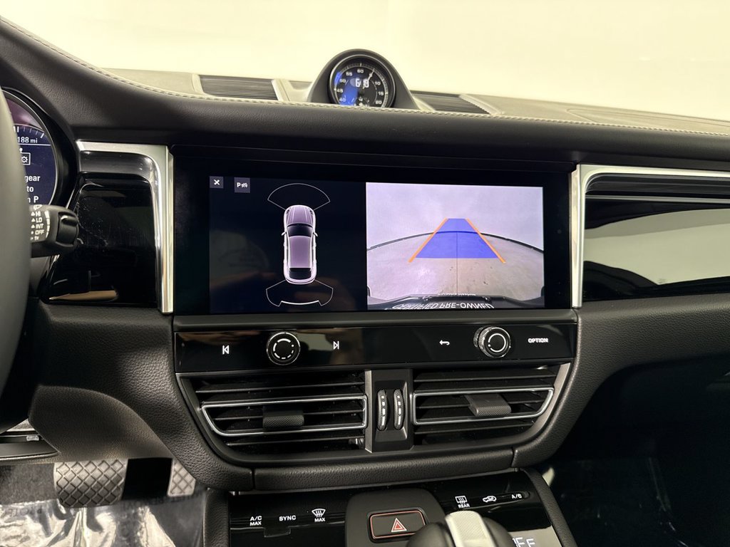 Certified 2025 Porsche Macan S AWD/4WD image 30