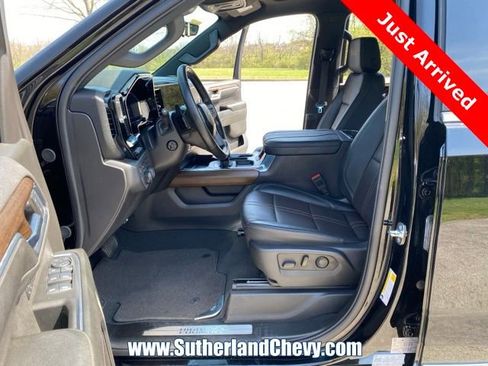 Used 2024 Chevrolet Silverado 1500 High Country w/ Technology Package image 17