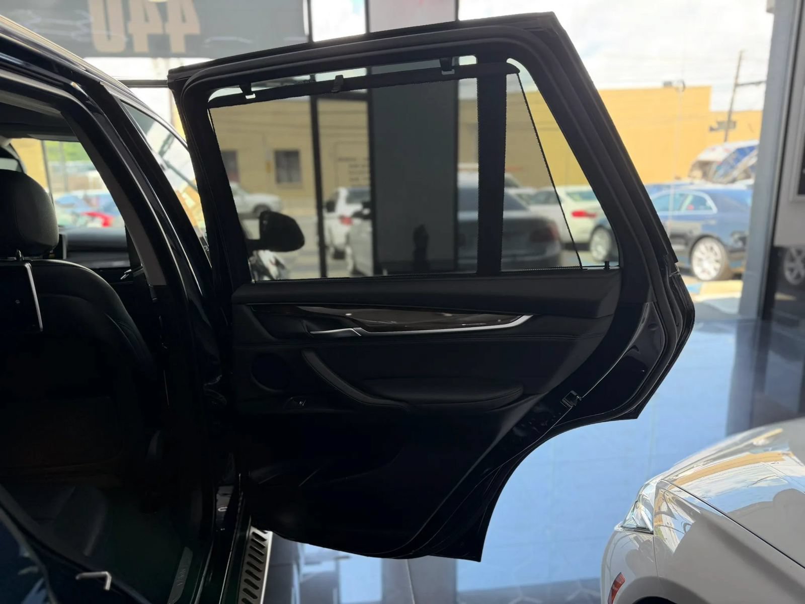 Used 2015 BMW X5 xDrive35i AWD/4WD image 9