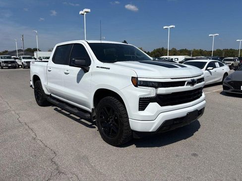 Used 2023 Chevrolet Silverado 1500 RST w/ Rally Edition image 2