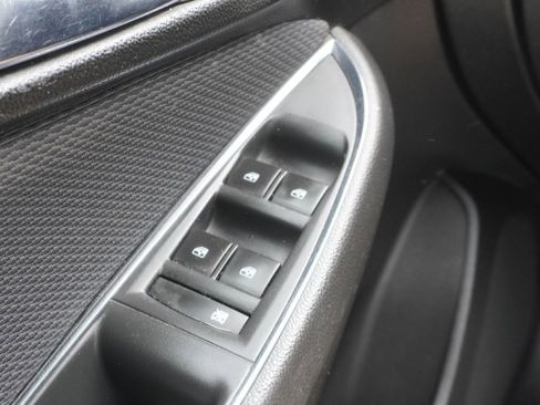 Used 2019 Chevrolet Cruze LT w/ Convenience Package image 15