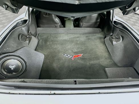 Used 2005 Chevrolet Corvette Coupe w/ Preferred Equipment Group image 25