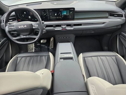 Certified 2024 Kia EV9 GT-Line image 22
