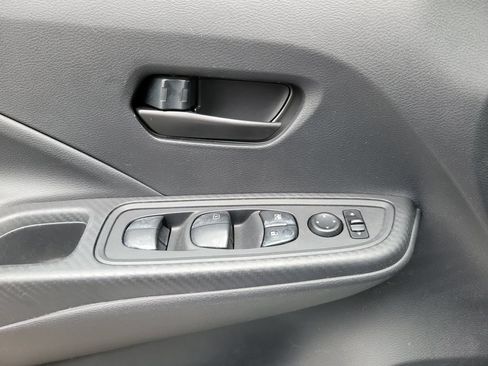 Used 2020 Nissan Versa S FWD image 24