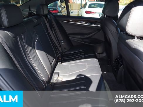 Used 2019 BMW 530e image 22