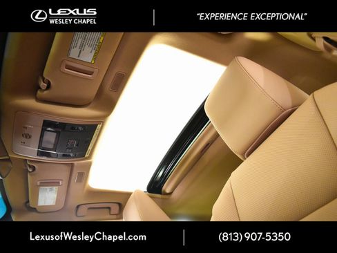 New 2025 Lexus ES 350 w/ Premium Package image 12