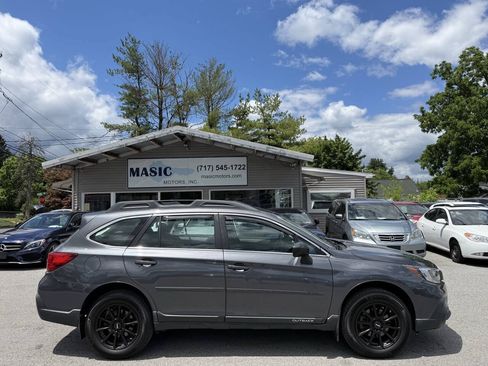 Used 2018 Subaru Outback 2.5i AWD/4WD image 3