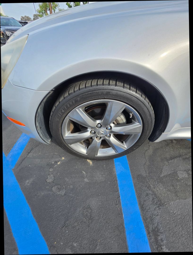 Used 2010 Lexus SC 430 Convertible RWD image 33