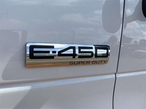 New 2025 Ford E-450 and Econoline 450 Super Duty w/ Power Equipment Group image 30