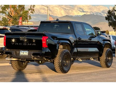 New 2025 Toyota Tacoma SR5 image 4