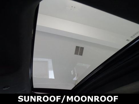 Certified 2025 GMC Sierra 1500 Denali Ultimate image 12