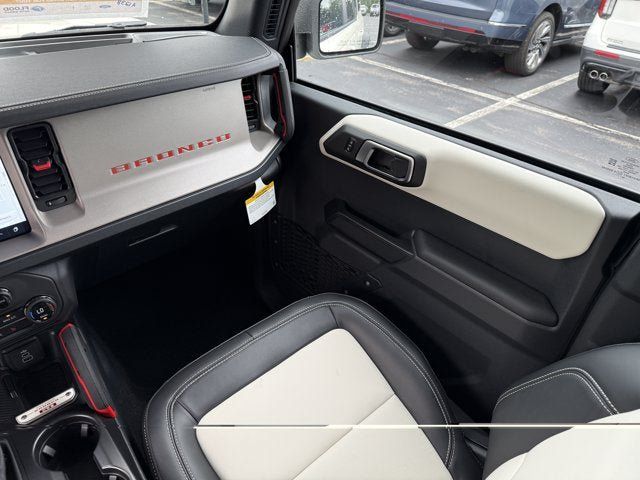 New 2026 Ford Bronco Outer Banks w/ Sasquatch Package AWD/4WD image 17