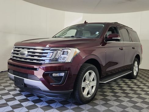 Used 2021 Ford Expedition XLT RWD image 3