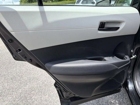 Certified 2025 Toyota Corolla Cross L FWD image 12