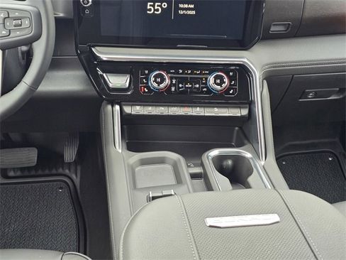 New 2026 GMC Sierra 2500 Denali w/ Denali Reserve Package image 15