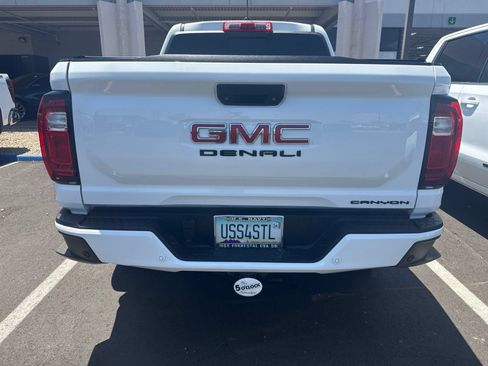 Used 2024 GMC Canyon Denali AWD/4WD image 14