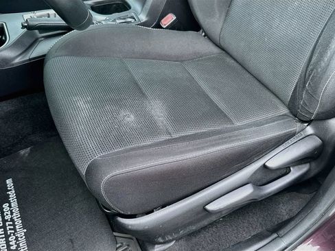 Used 2018 Toyota RAV4 XLE FWD image 20