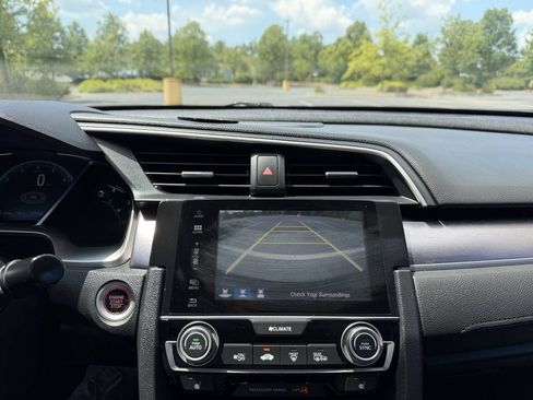 Used 2017 Honda Civic Touring image 23