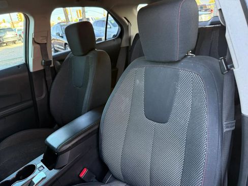 Used 2017 Chevrolet Equinox LT w/ Convenience Package FWD image 39