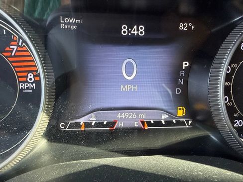 Used 2019 Jeep Cherokee Limited AWD/4WD image 11