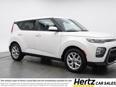 Used 2025 Kia Soul LX w/ LX Technology Package