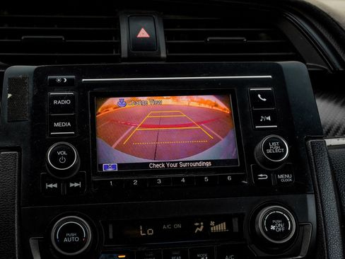 Used 2017 Honda Civic Sport image 27