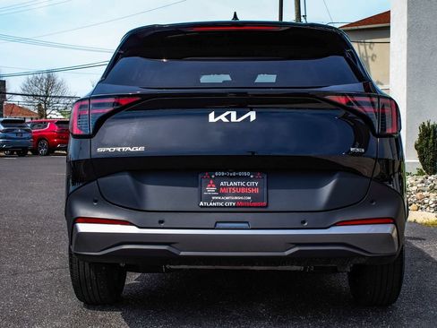 Used 2026 Kia Sportage LX AWD/4WD image 5
