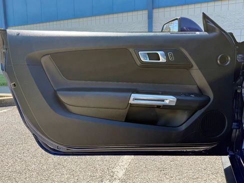 Used 2020 Ford Mustang GT w/ GT Performance Package RWD image 27