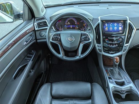 Certified 2015 Cadillac SRX Luxury w/ Driver Awareness Package image 14