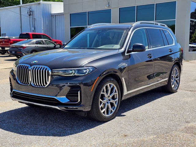 Used 2022 BMW X7 xDrive40i w/ Luxury Seating Package AWD/4WD image 2