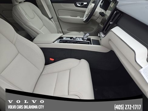 Used 2026 Volvo XC60 B5 Ultra w/ Protection Package Premier AWD/4WD image 13