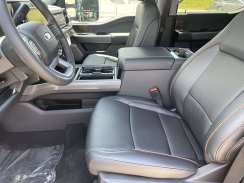 New 2026 Ford F250 Lariat w/ Black Appearance Package AWD/4WD image 13