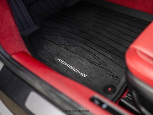 Used 2024 Porsche 911 Carrera image 47