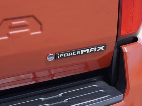 Certified 2025 Toyota Tacoma TRD Off-Road image 13