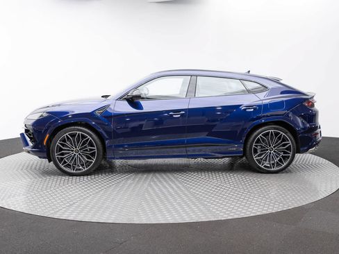 Used 2026 Lamborghini Urus SE AWD/4WD image 3