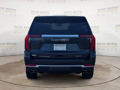 Used 2025 GMC Yukon Denali image 4