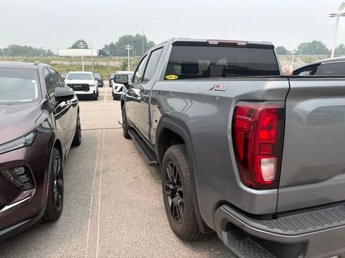 Used 2020 GMC Sierra 1500 Elevation w/ Elevation Convenience Package AWD/4WD image 3