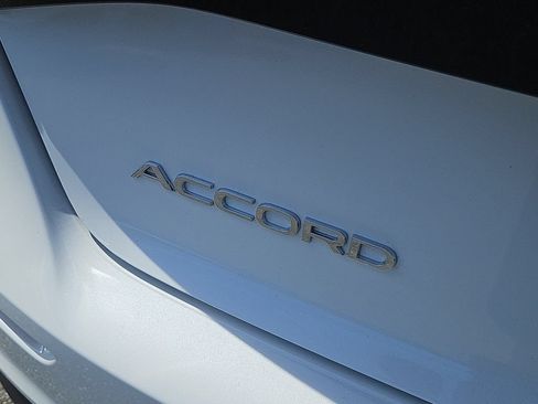 Certified 2025 Honda Accord LX image 11