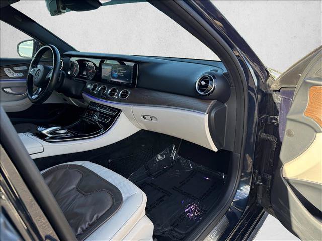 Used 2017 Mercedes-Benz E 300 image 12