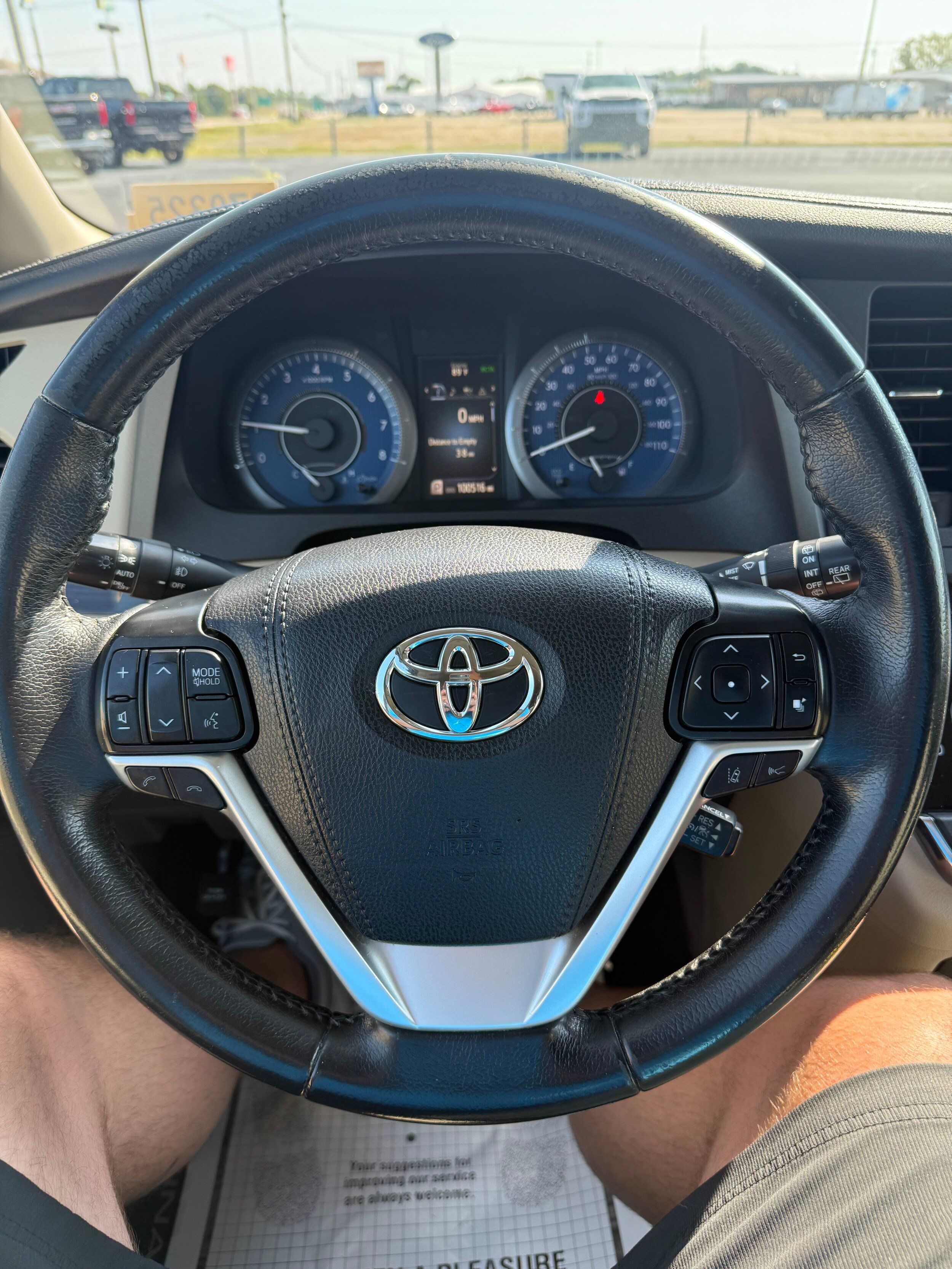 Used 2019 Toyota Sienna XLE FWD image 19