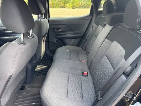 Certified 2025 Nissan Kicks SV AWD/4WD image 12